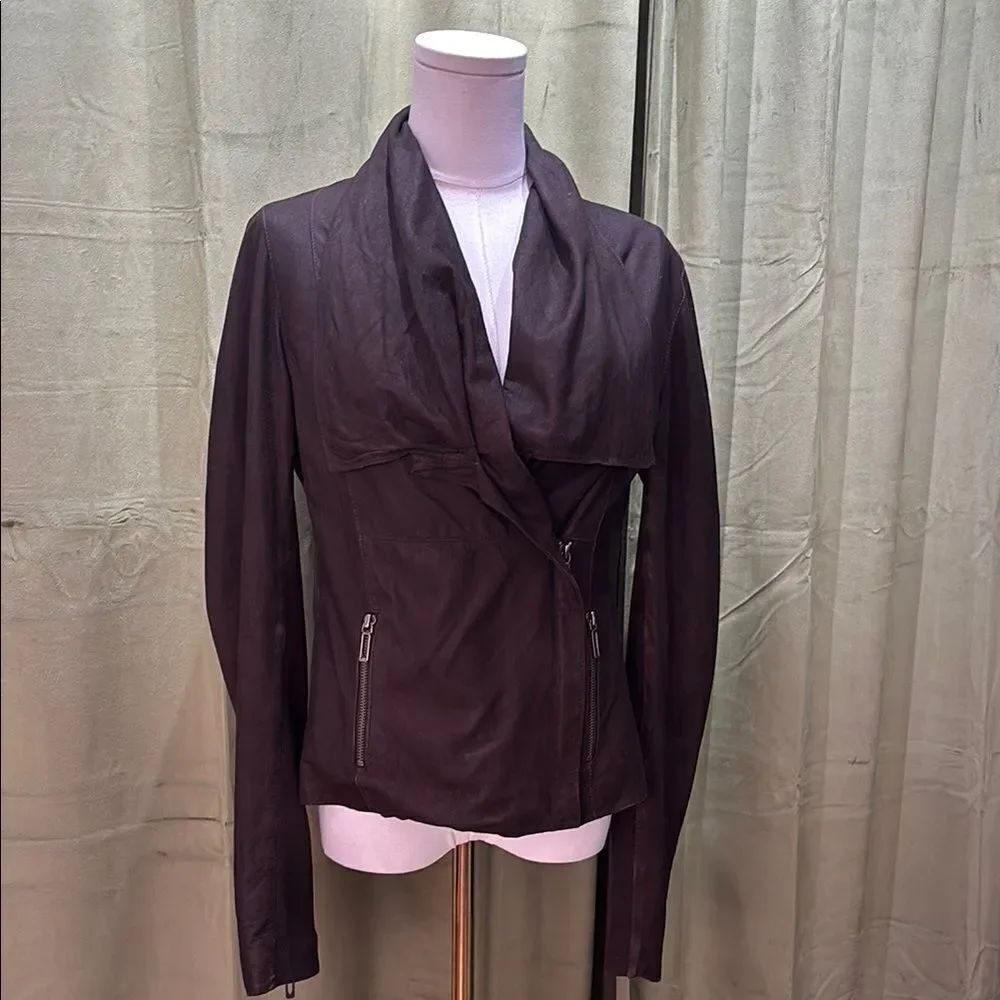 Vince brown Leather/suede Jacket with Zip Front and Tailored Silhouette, S